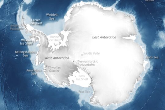 Submarine to Explore Antarctic Glacier