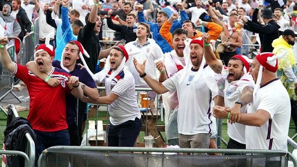 Fans-throw-of-Covid-gloom-to-celebrate-Englands-Win