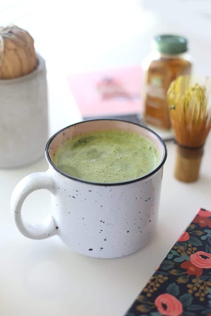 Matcha Turmeric Latte 4