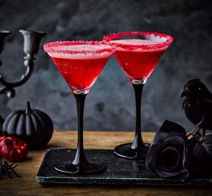 Tasty @CafeOn: 3 must have Halloween Drinks! 2 Vampire kiss cocktail 8d3b4f5