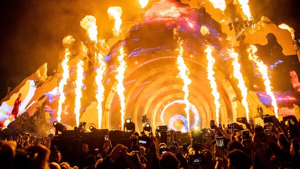 Deaths, injuries amid Crowd Surge at Astroworld Festival in Houston