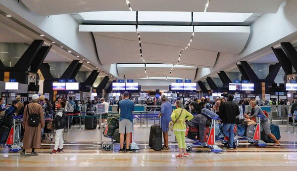 Travel restrictions against Omicron