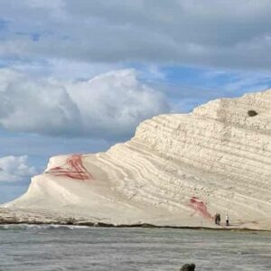 Scala-dei-Turchi-cliffs