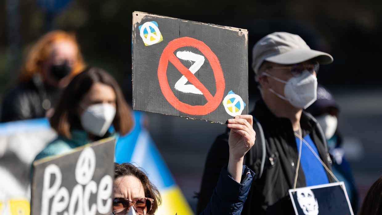 Russia-Ukraine: Censorship on ‘V’ and ‘Z’