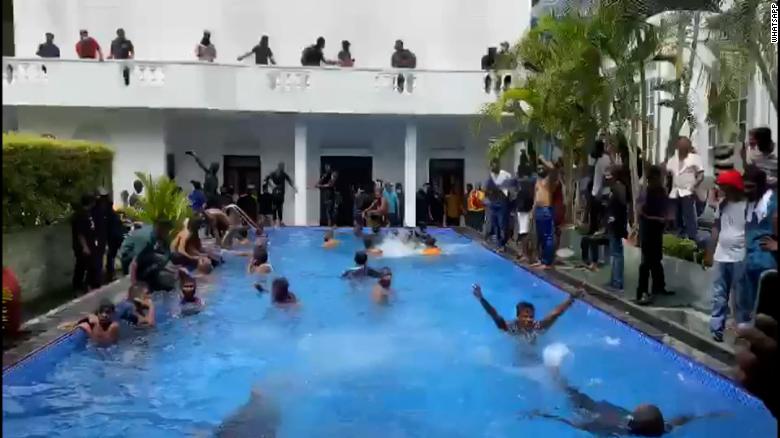 Pool Chaos