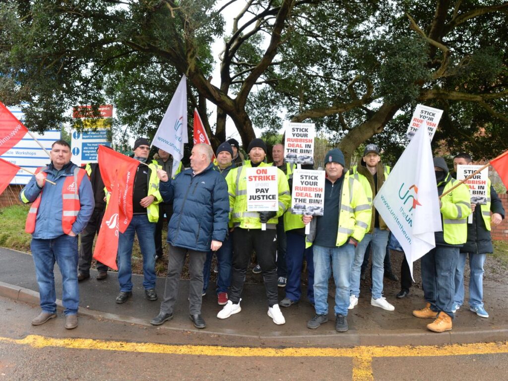 12 Pay rise for Coventry bin Lorry Drivers2
