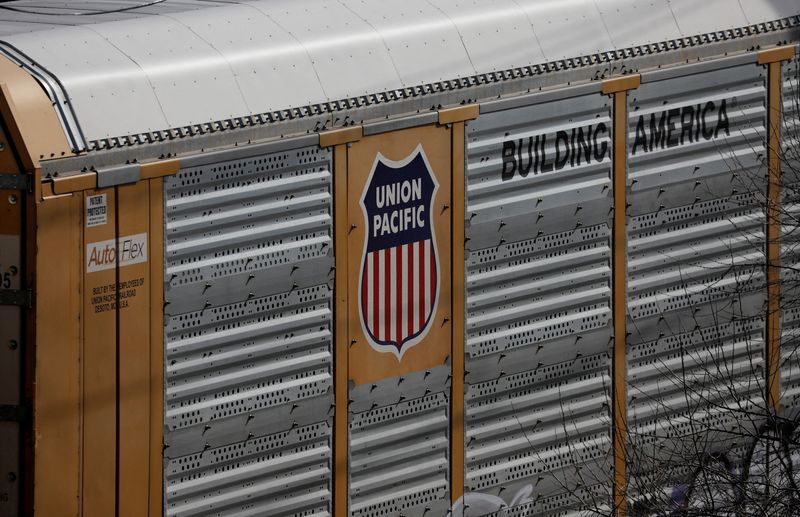 US succeeds in preventing Rail Strikes 1 US succeeds in preventing rail strikes