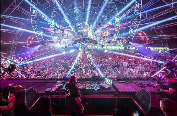 Carl Cox Live Unfold