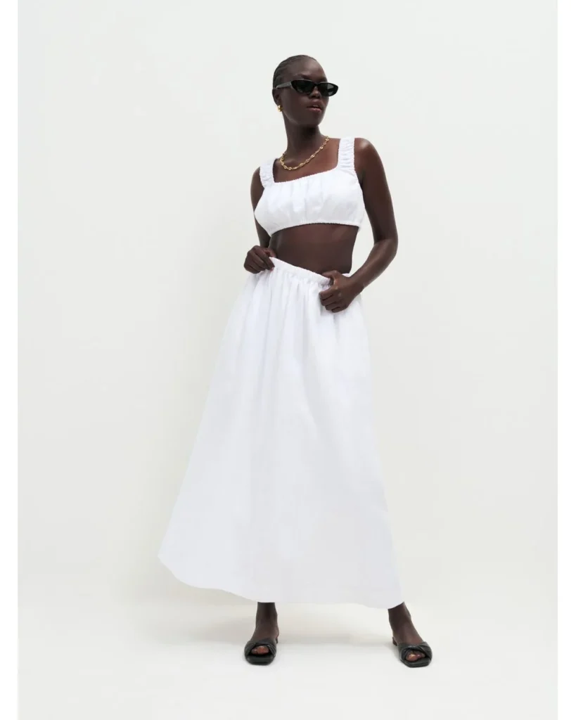 6 ways to embrace the trendy "Tomato Girl Summer" aesthetic 2 Carine Linen Skirt