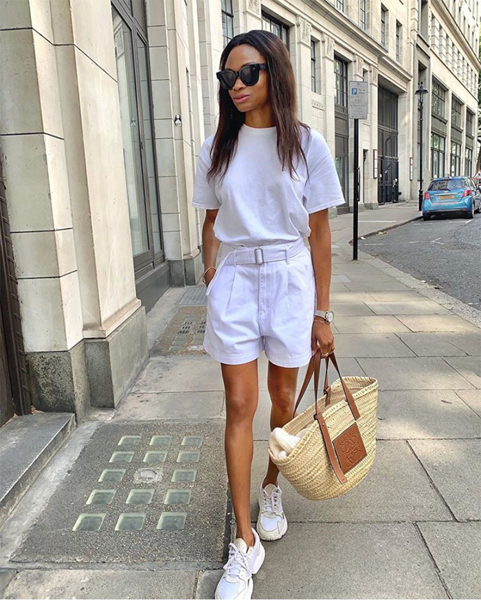 6 ways to embrace the trendy "Tomato Girl Summer" aesthetic 5 Small leather trimmed woven raffia tot