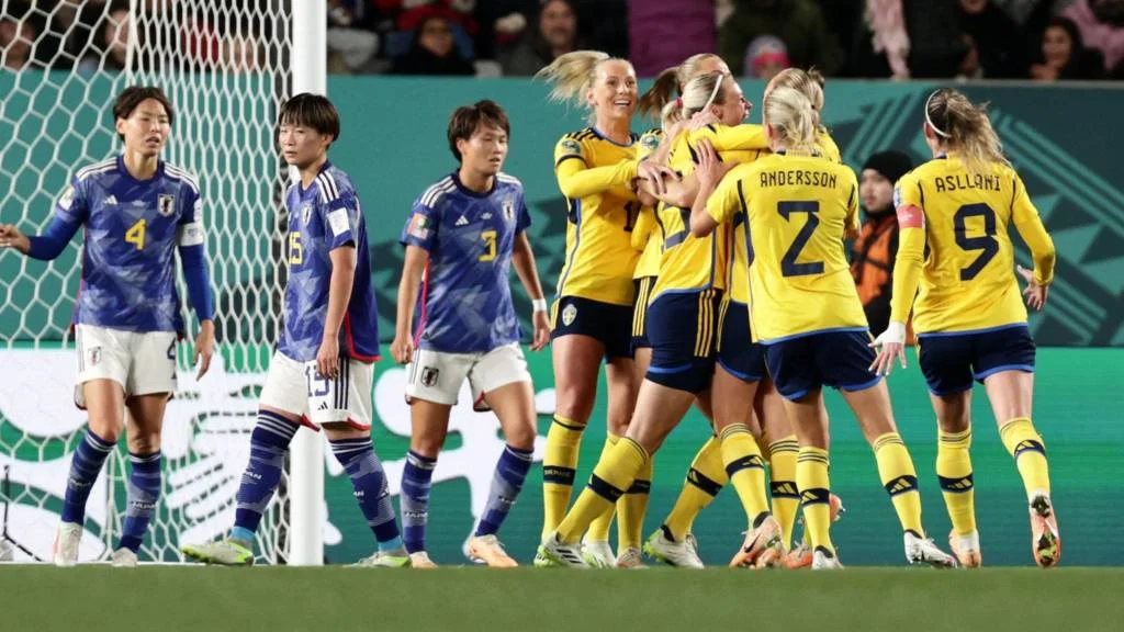 Top Sporting Events You Can't Afford to Miss This Week! 3 football 1