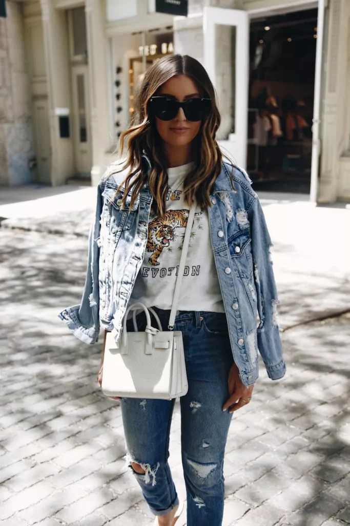Graphic Tees: From Casual to Chic 7 9