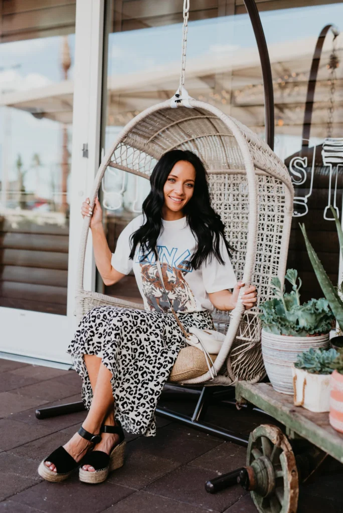 Graphic Tees: From Casual to Chic 6 BPP 4228