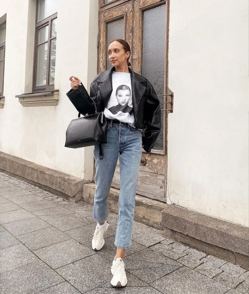 Graphic Tees: From Casual to Chic 10 graphic tee style the everygirl 1