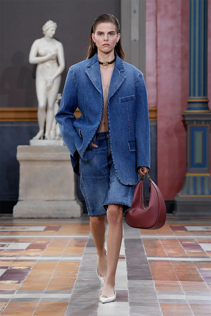 6 Denim Trends Shaping Your 2024 Wardrobe Choices 3 Shorts of all forms
