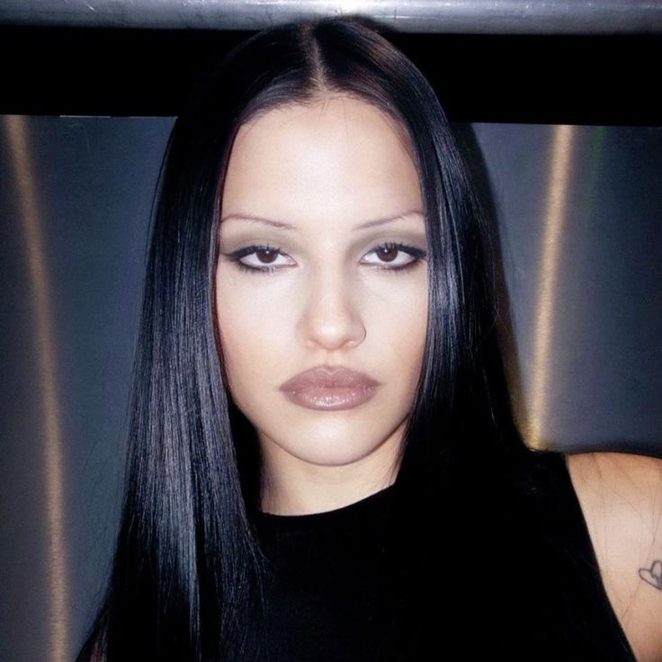 90 s beauty