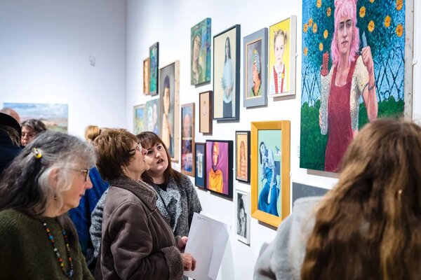 Top Art Exhibits This Spring & Summer Your 2024 Guide