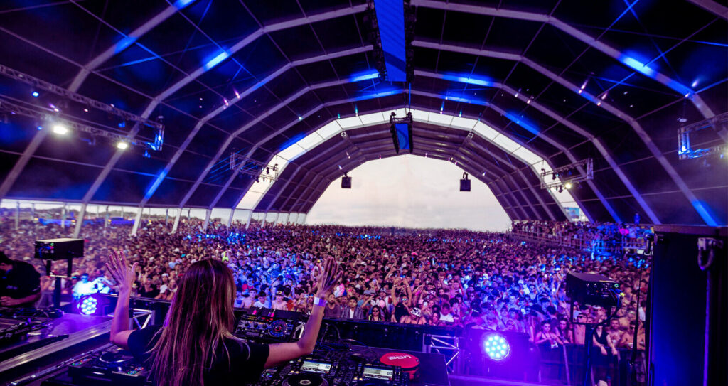Discover 10 Hottest Gigs Happening in the UK this September
